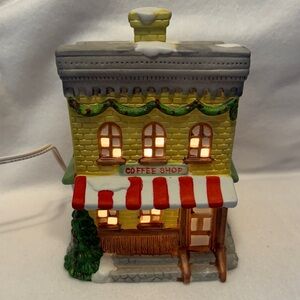 VNTG Dickens Collectables Holiday Expressions Coffee Shop 1991